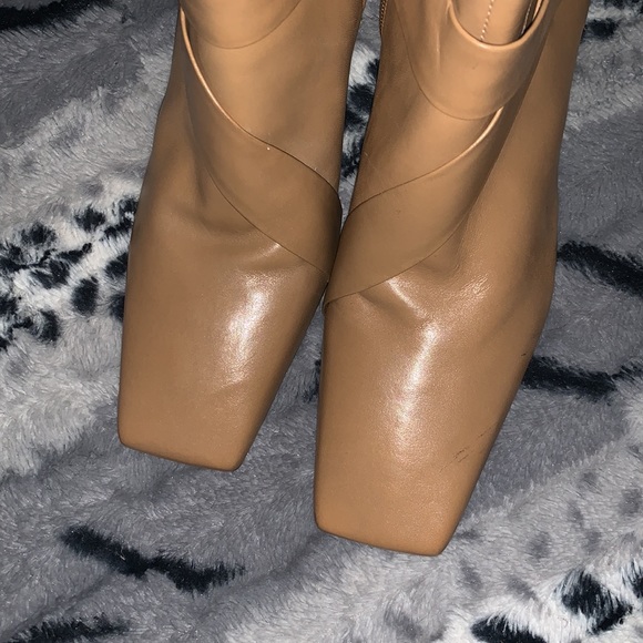 Gianni Bini Camel Leather Boots — 8.5 - Picture 2 of 16